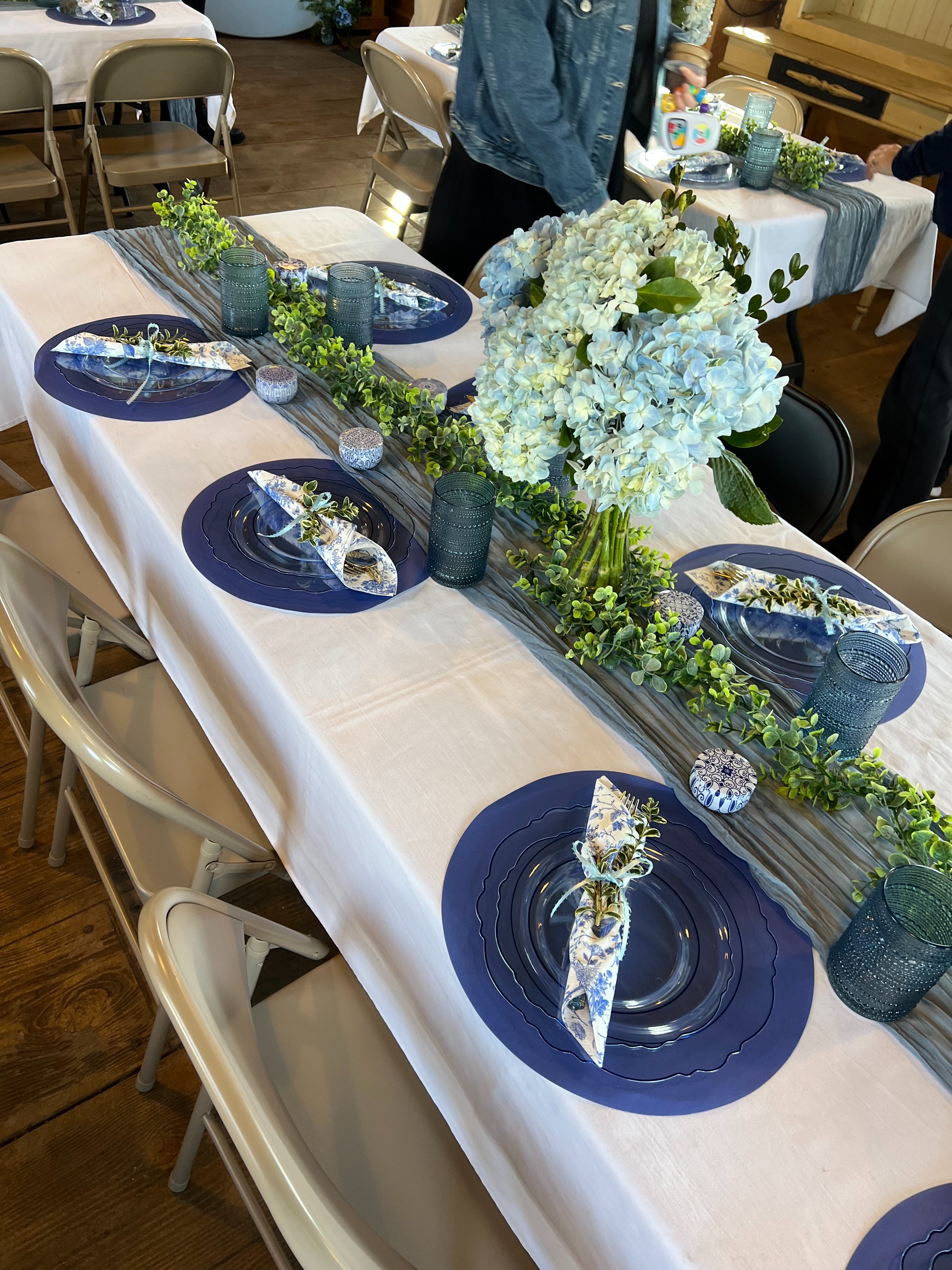 Moo School table setting