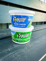 Country Dairy sour cream and chip dip